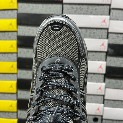 Gel-Kinetic Fluent Grey and Blue