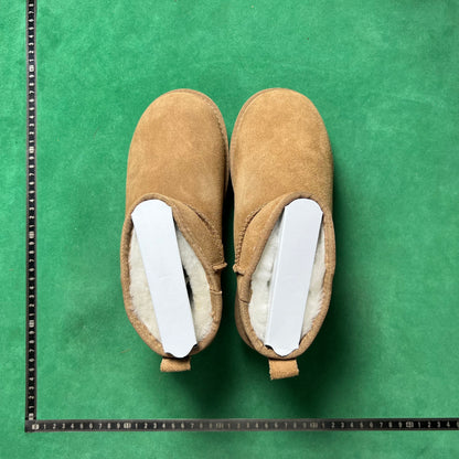 UGG