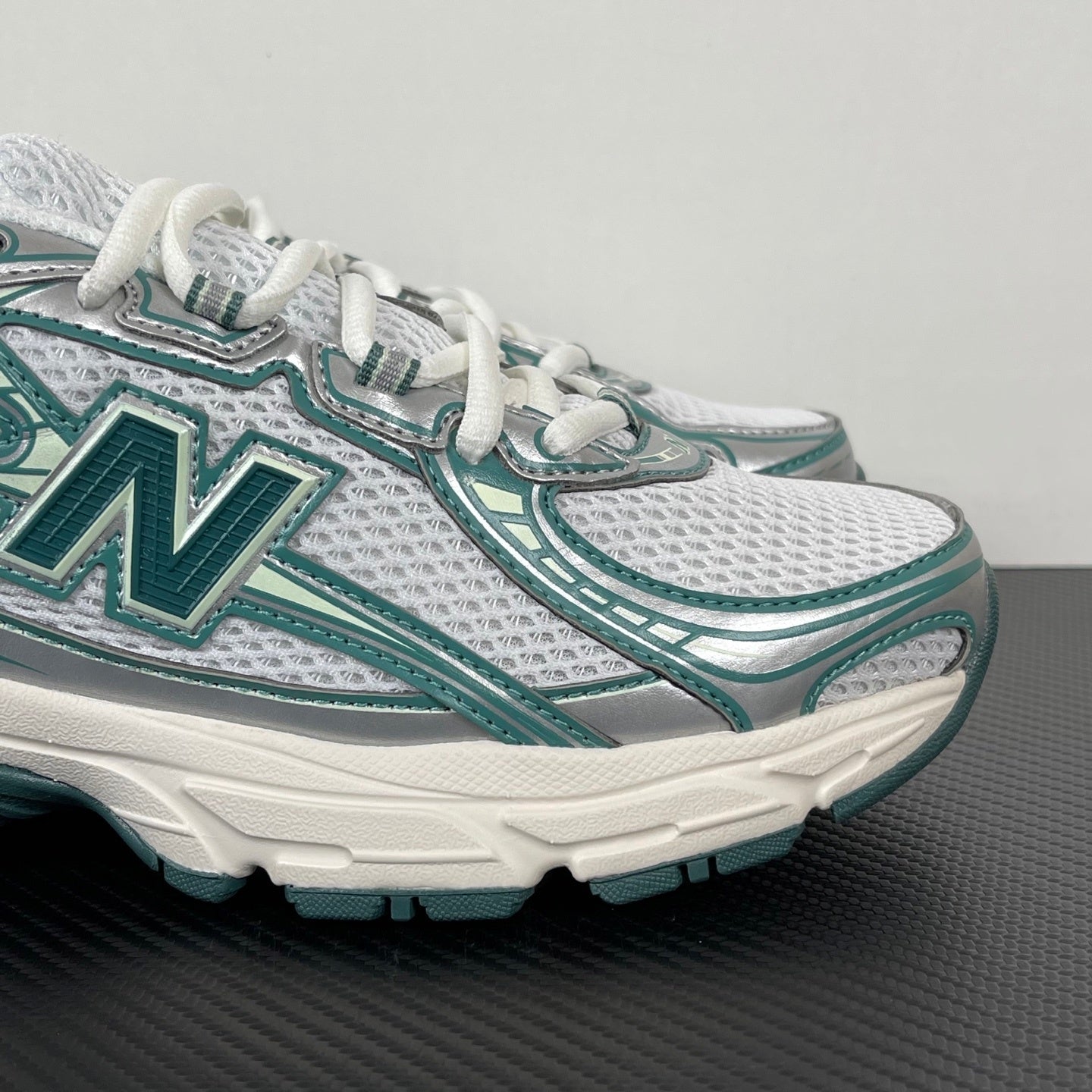 740 Seafoam