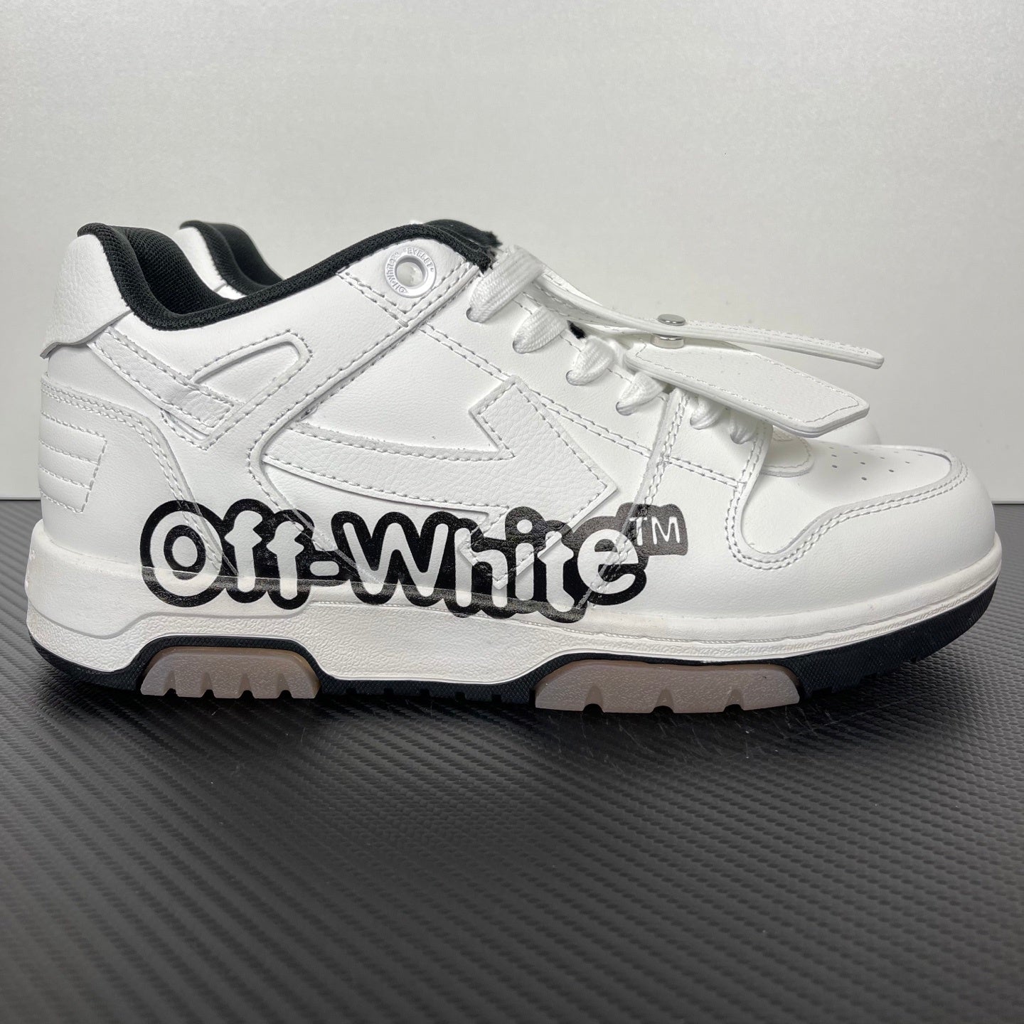 Out Of Office White Off
