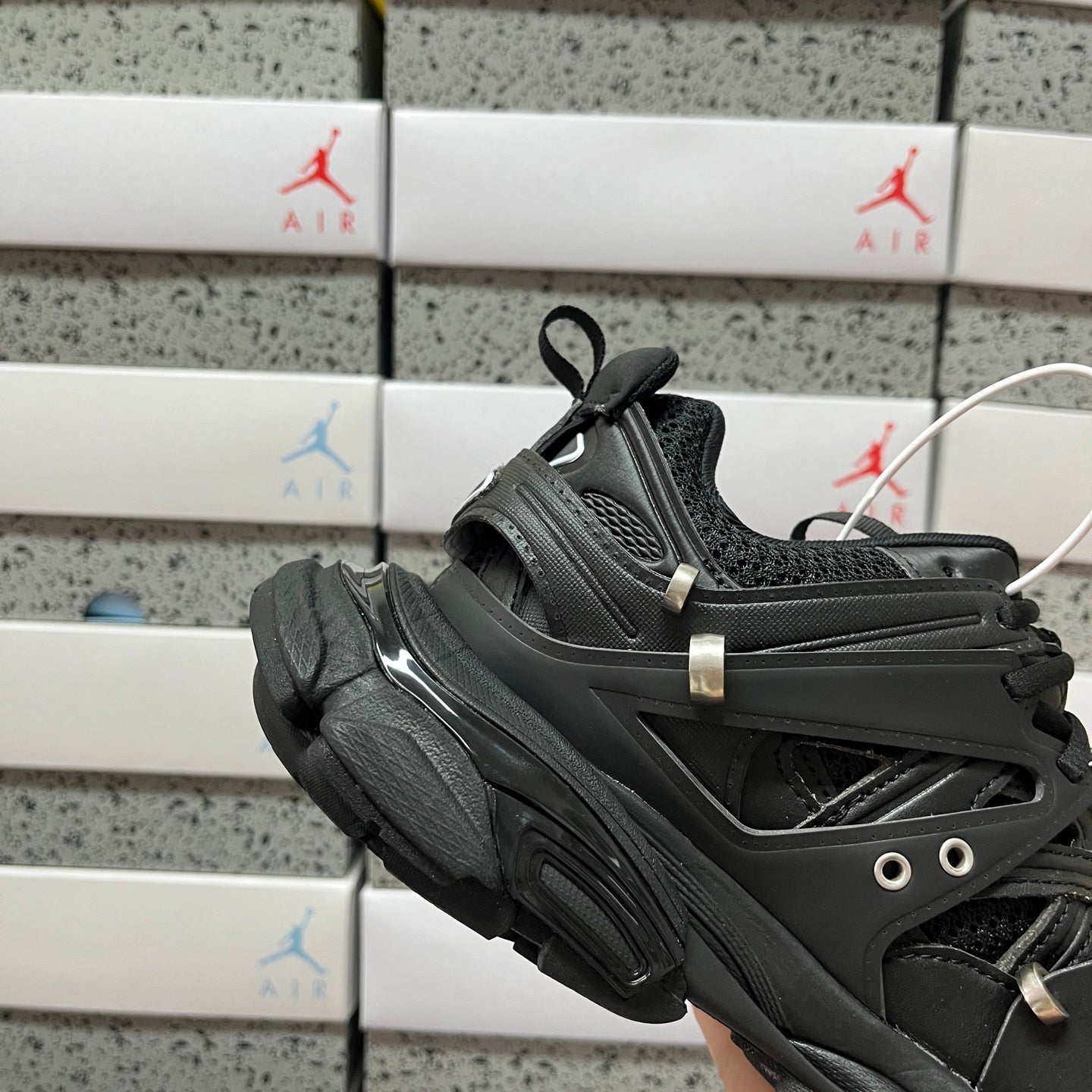 BLG Track Black