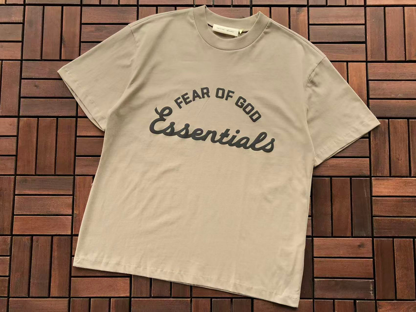 Conjuntos Essentials