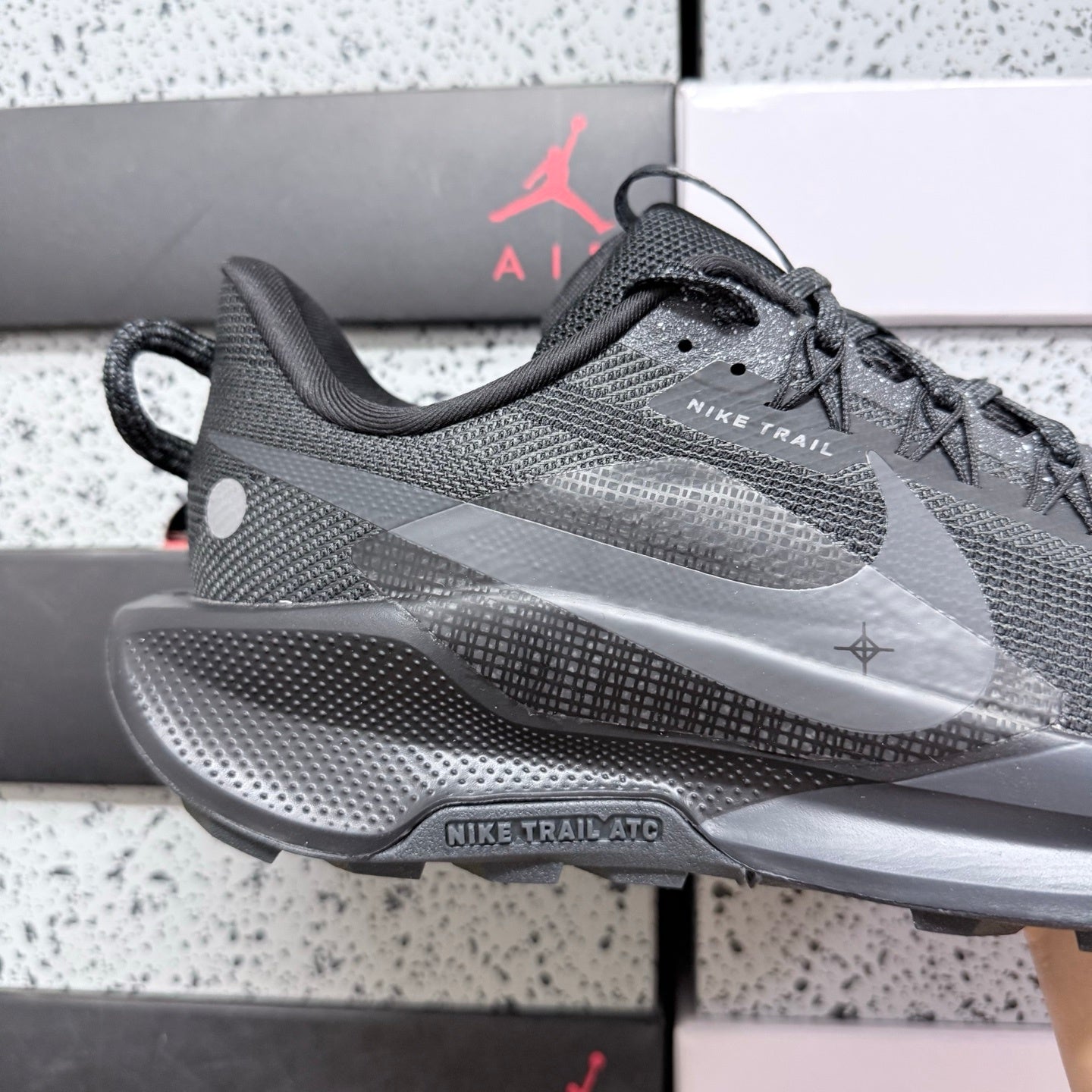 Pegasus Trail 5 Black