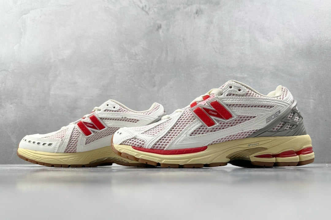 1906 White Red