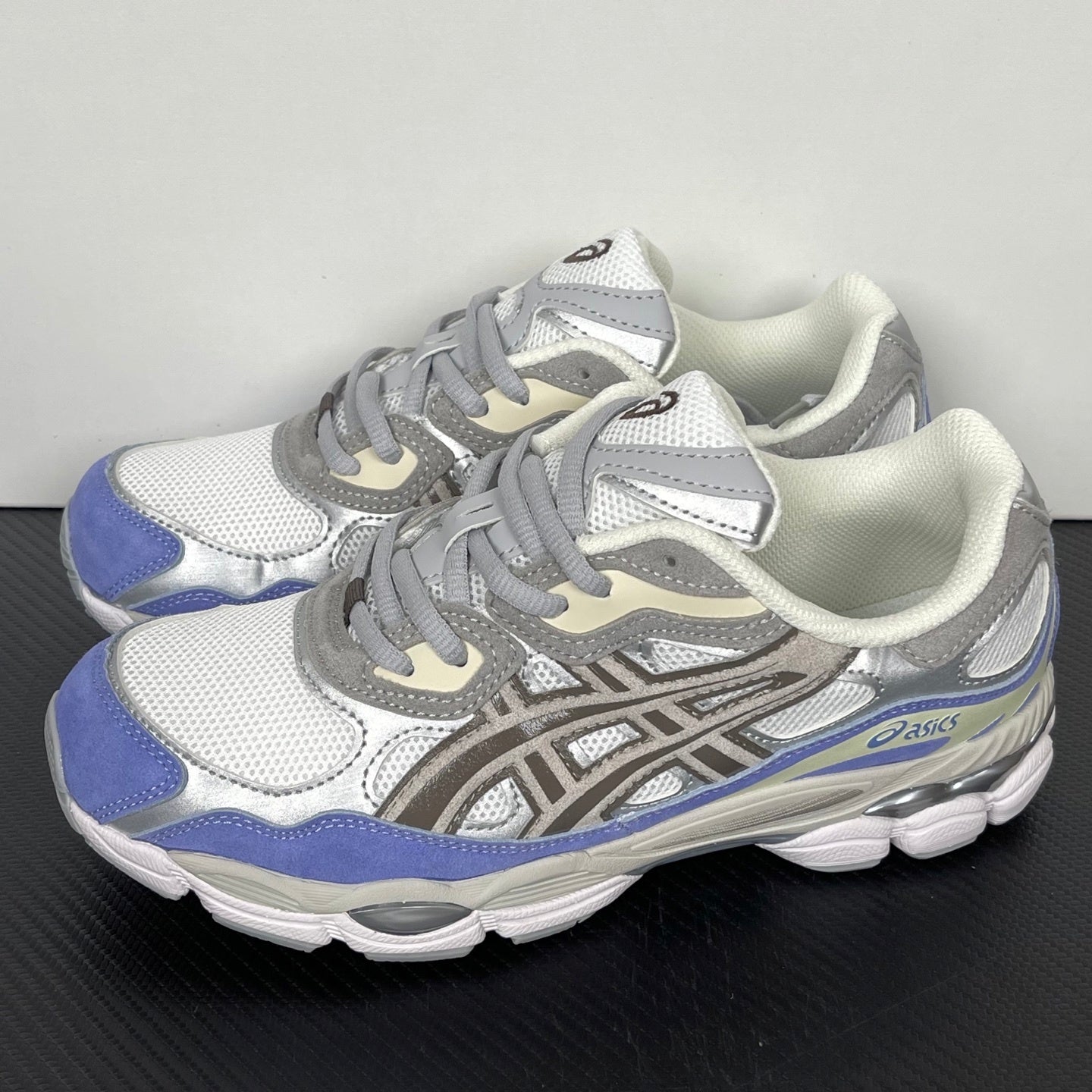Gel Nyc Cream/Cloud Grey