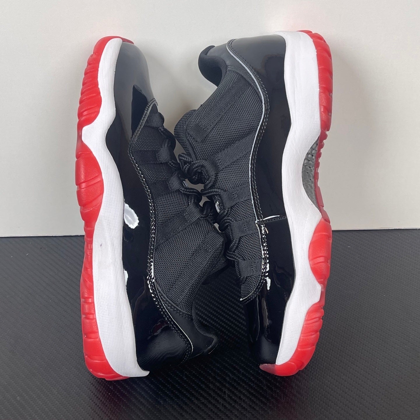 AJ11 Low Bred
