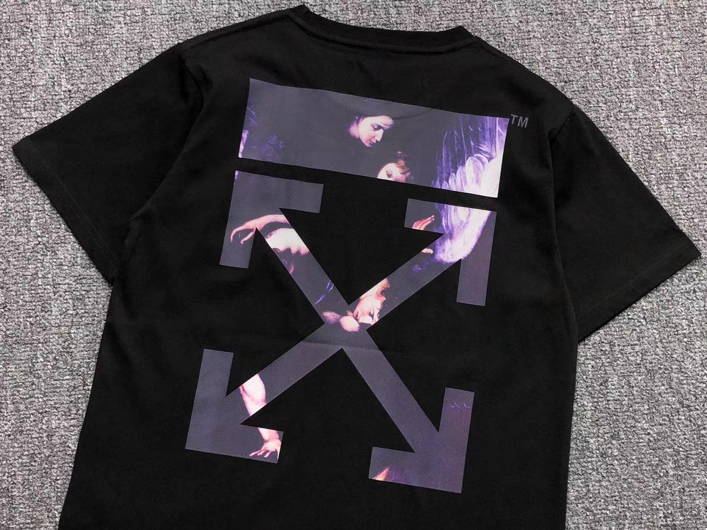 T-shirt Off
