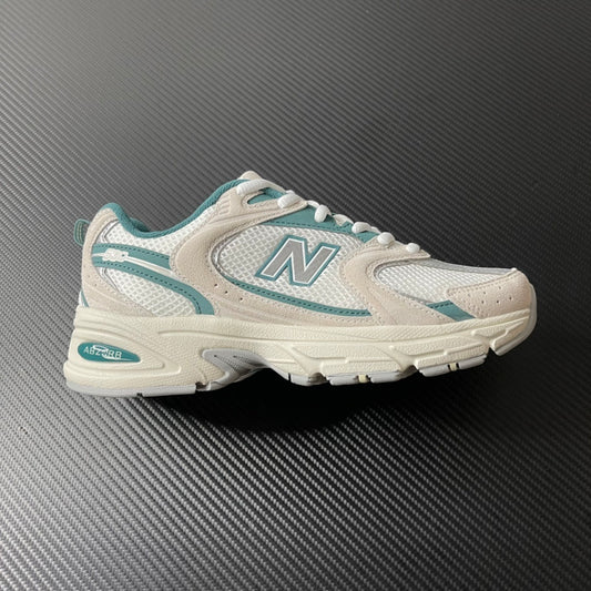 530 White Grey Green