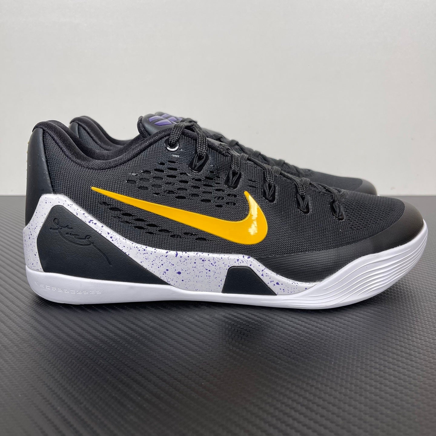 KB9 Lakers Away
