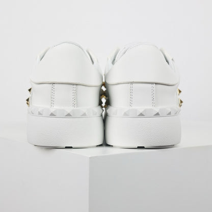 Valentino Rockstud Untitled White