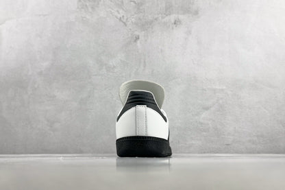 Samba Classic Black Sole