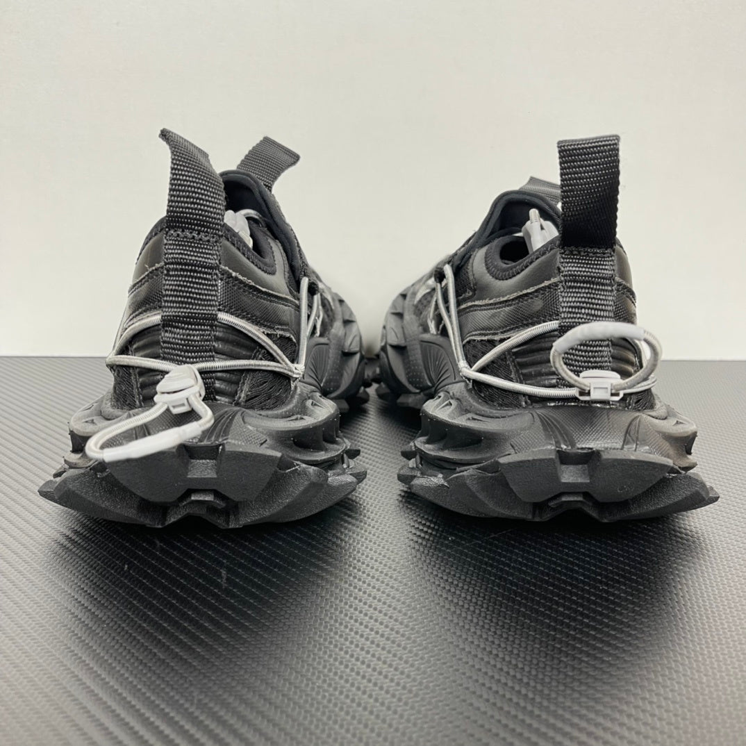 BLG Hike Black