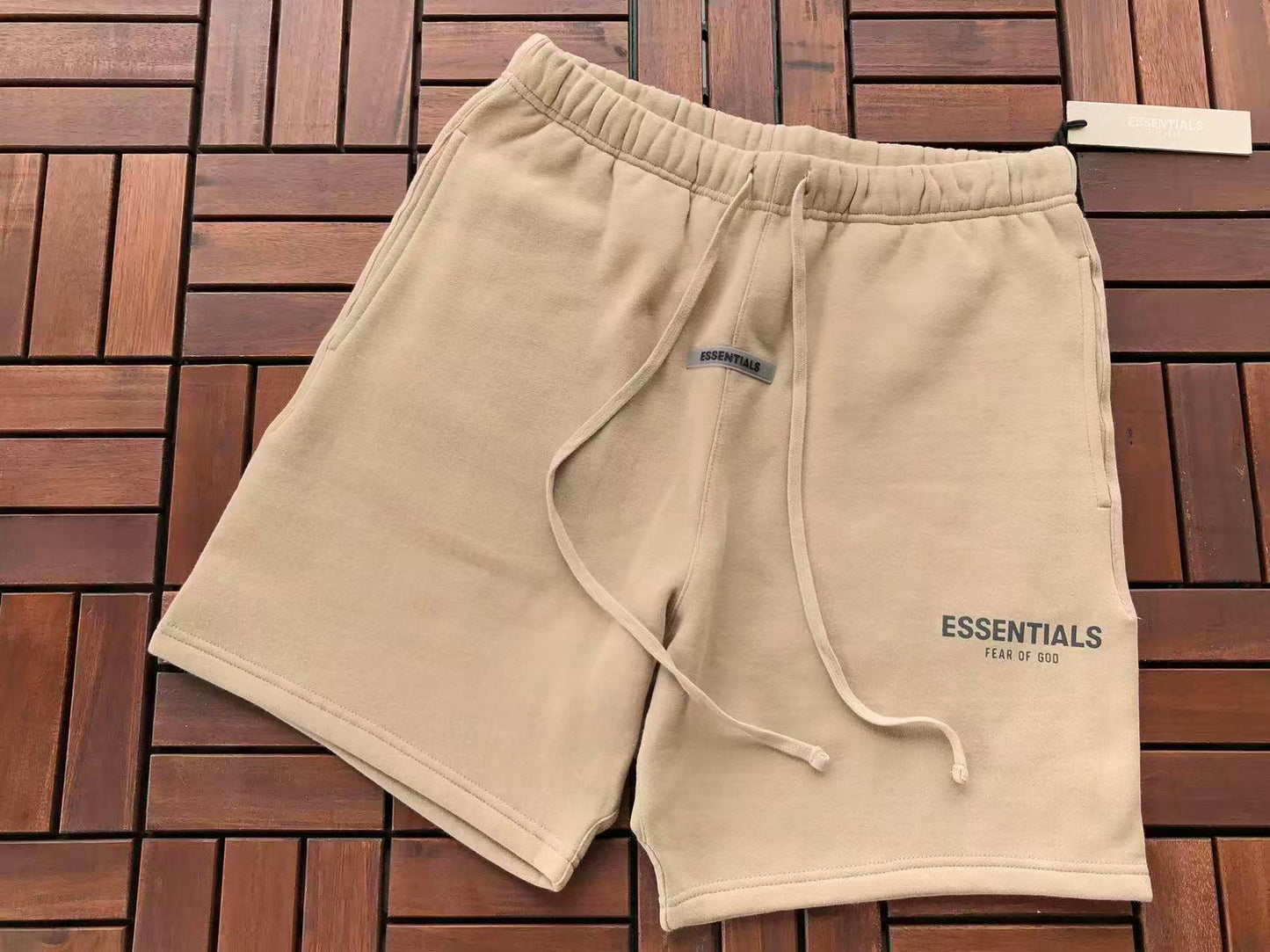 Conjuntos Essentials