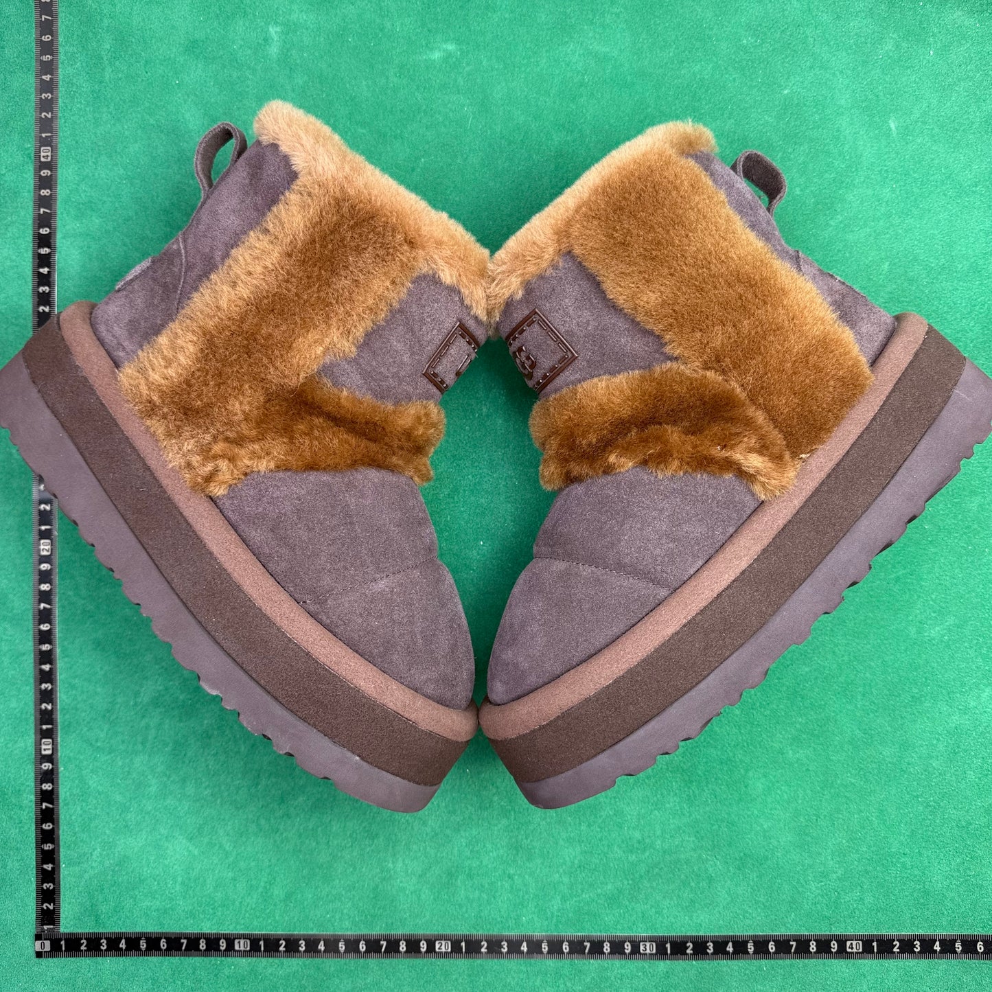 TT UGG