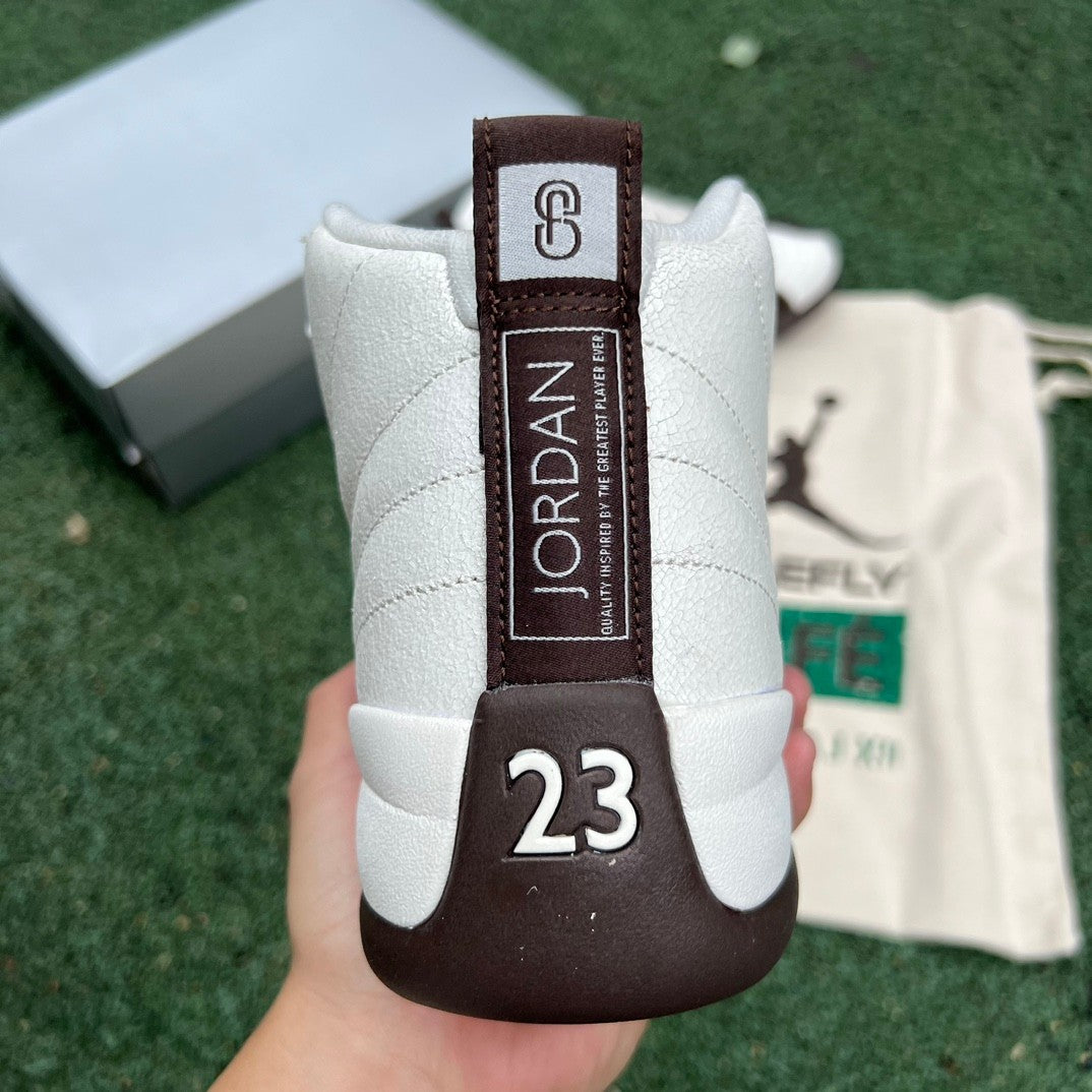 12 CHOCOLATE