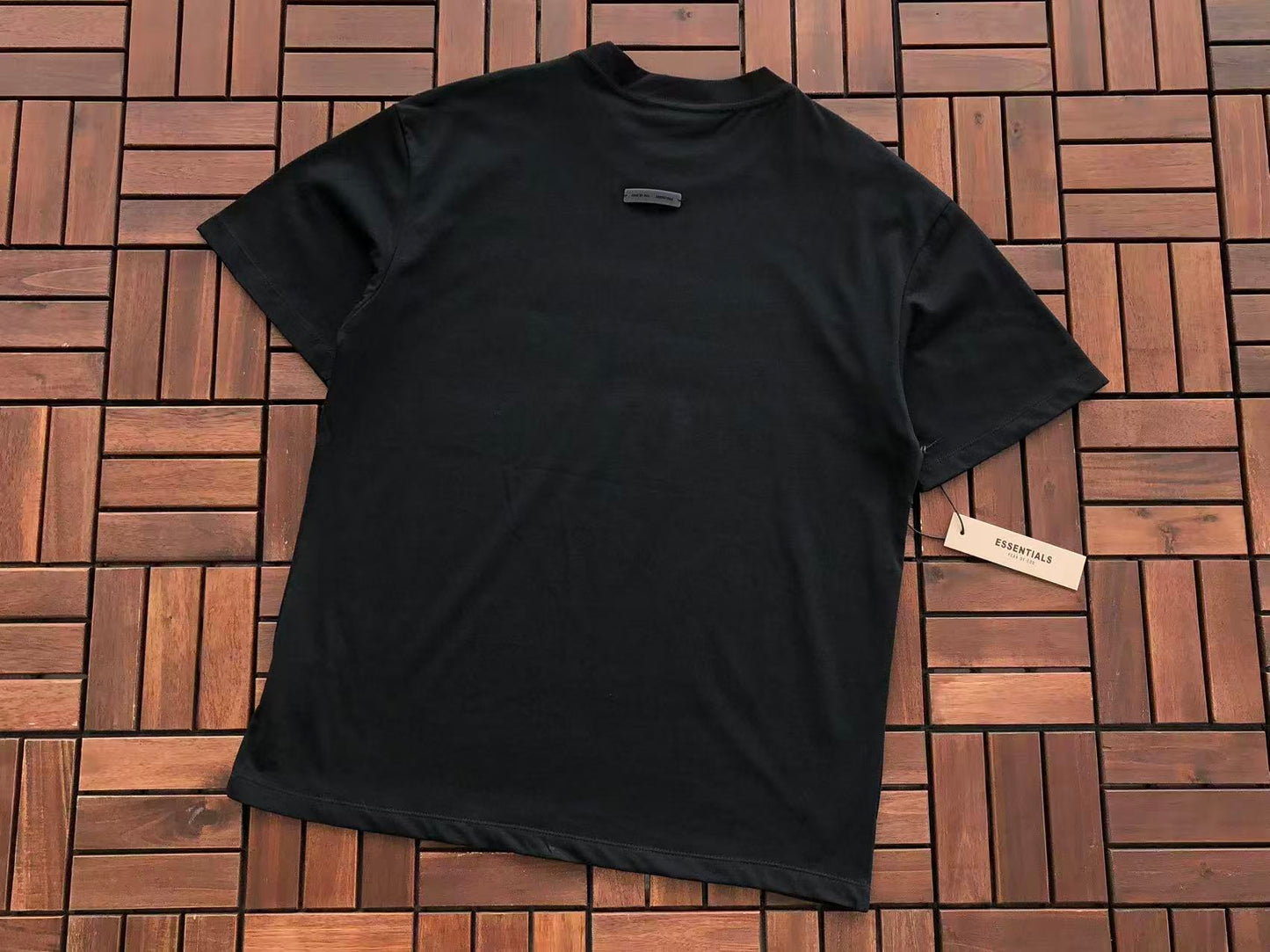 T-Shirts ESSENT