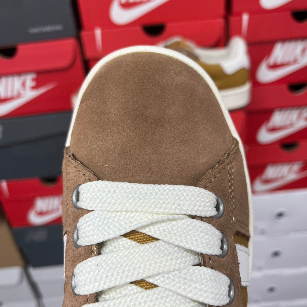 Campus Wild Brown