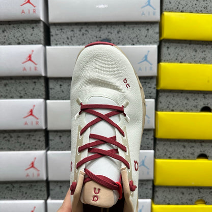 On Running Cloudtilt Remix White Red