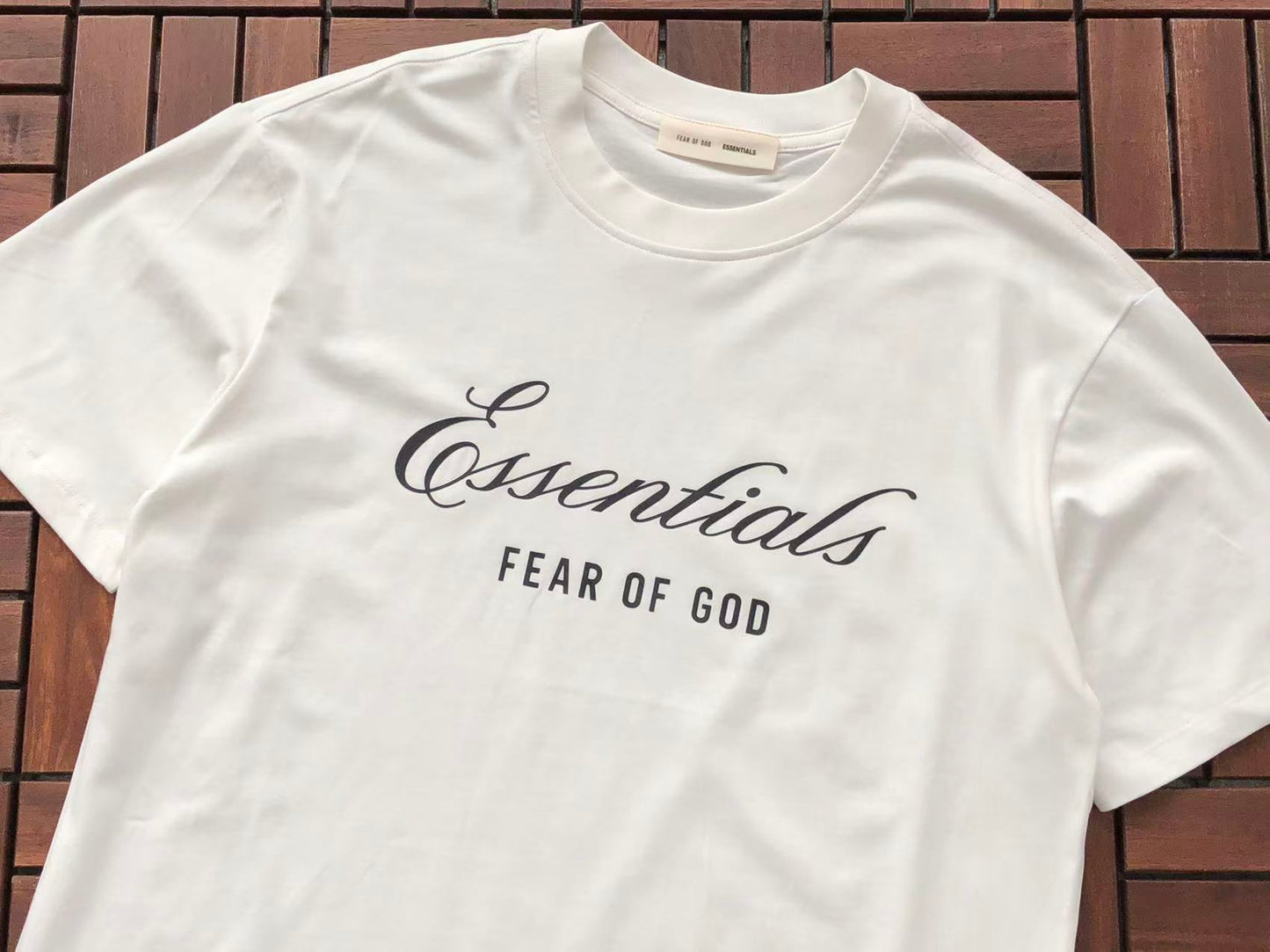 T-Shirts ESSENT