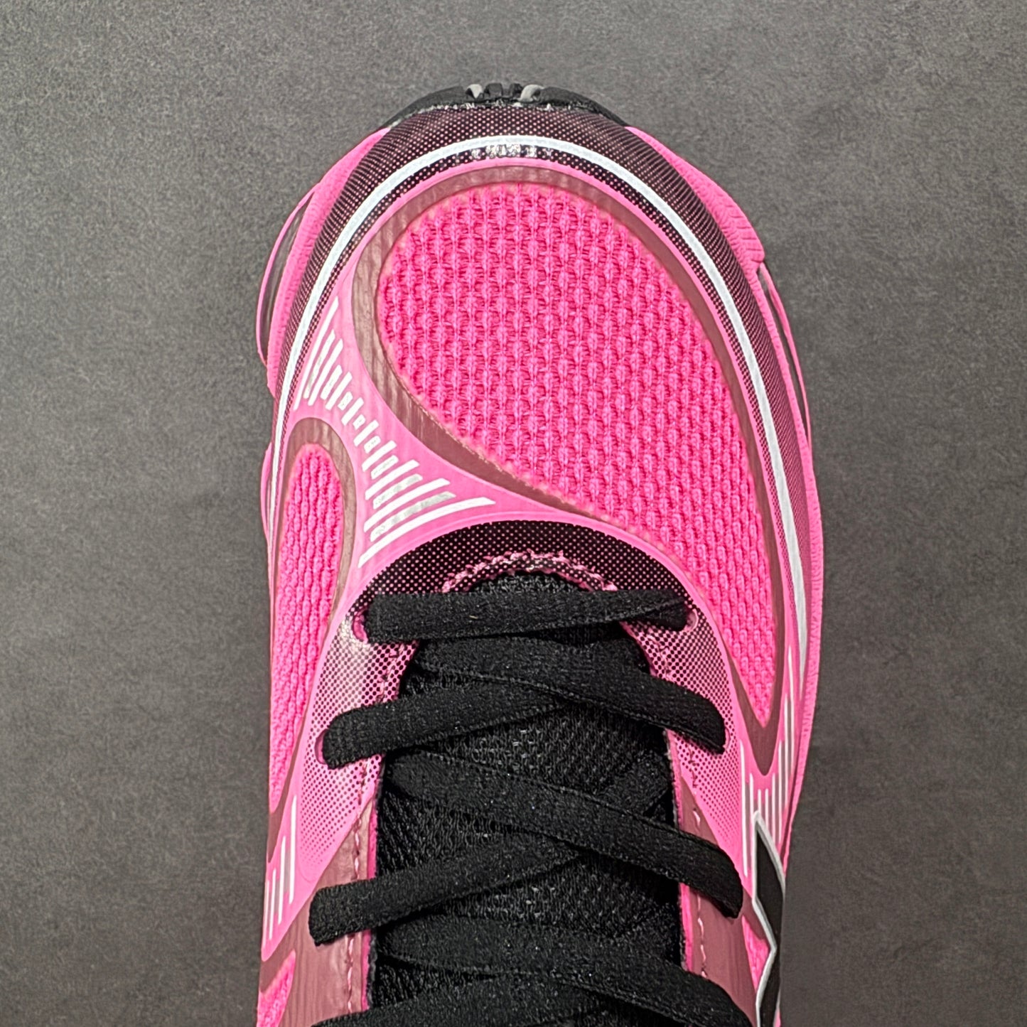 2000 Pink and Black