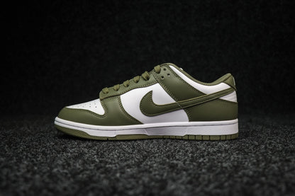 Dunk SP Medium Olive