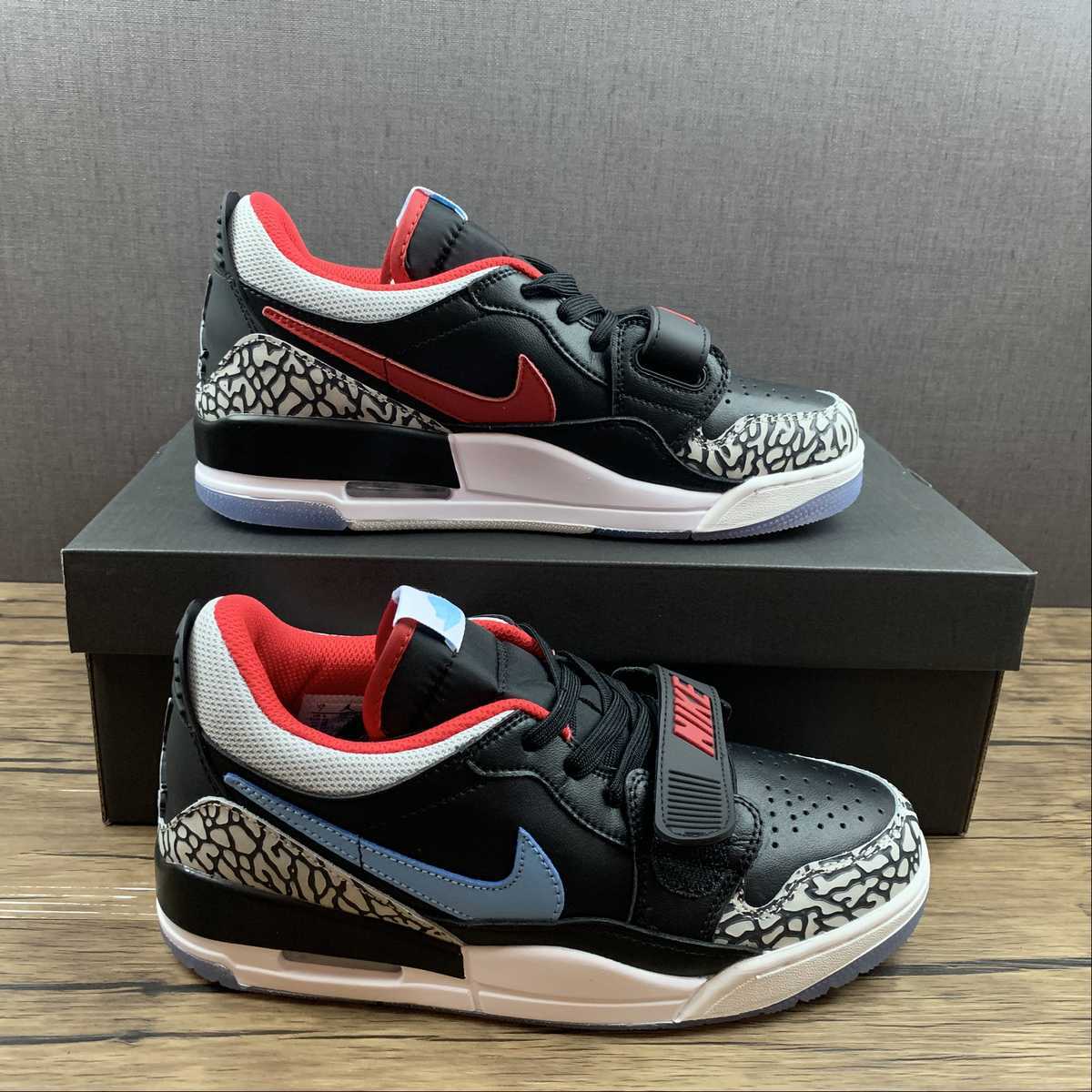 Legacy 312 Black/Wolf Grey-Valor Blue