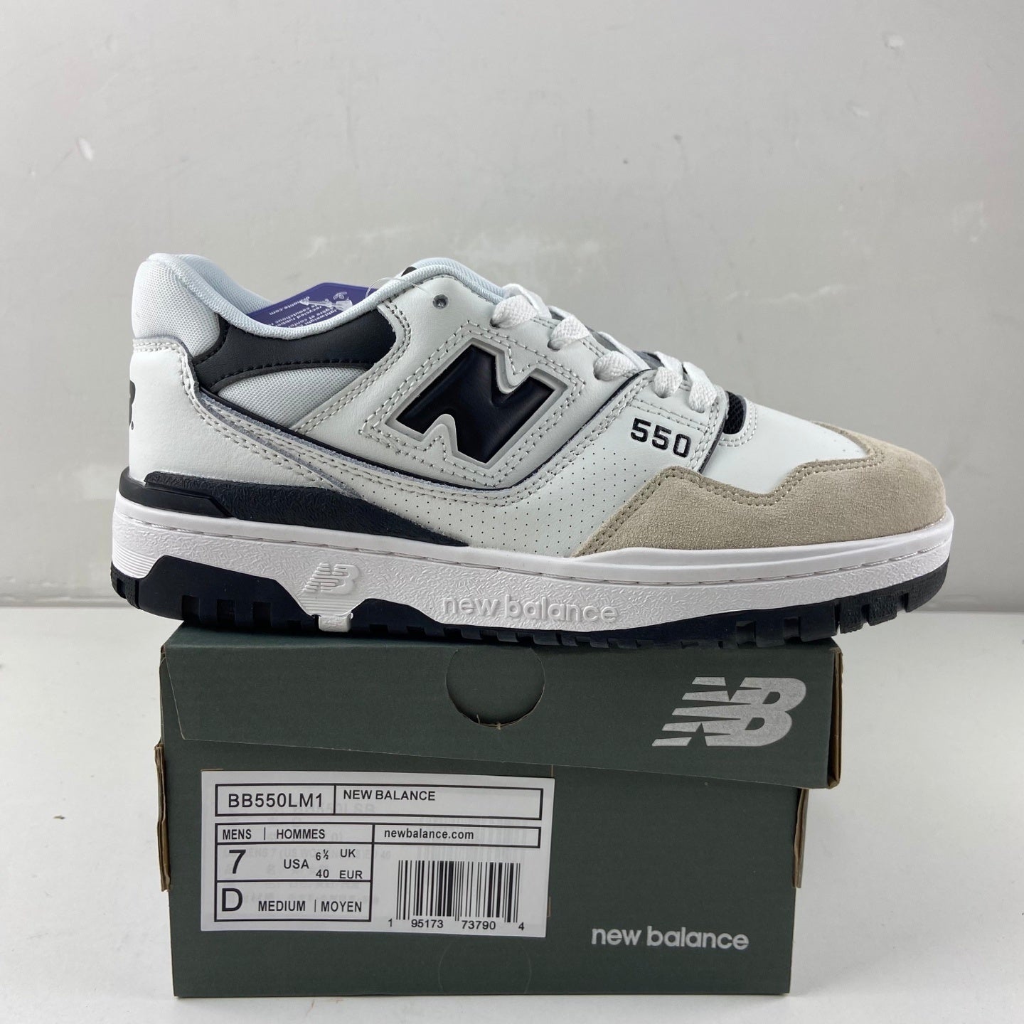 550 Sea Salt Black