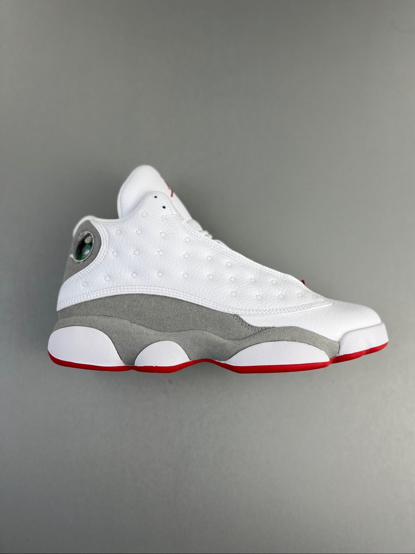 13 Wolf Grey