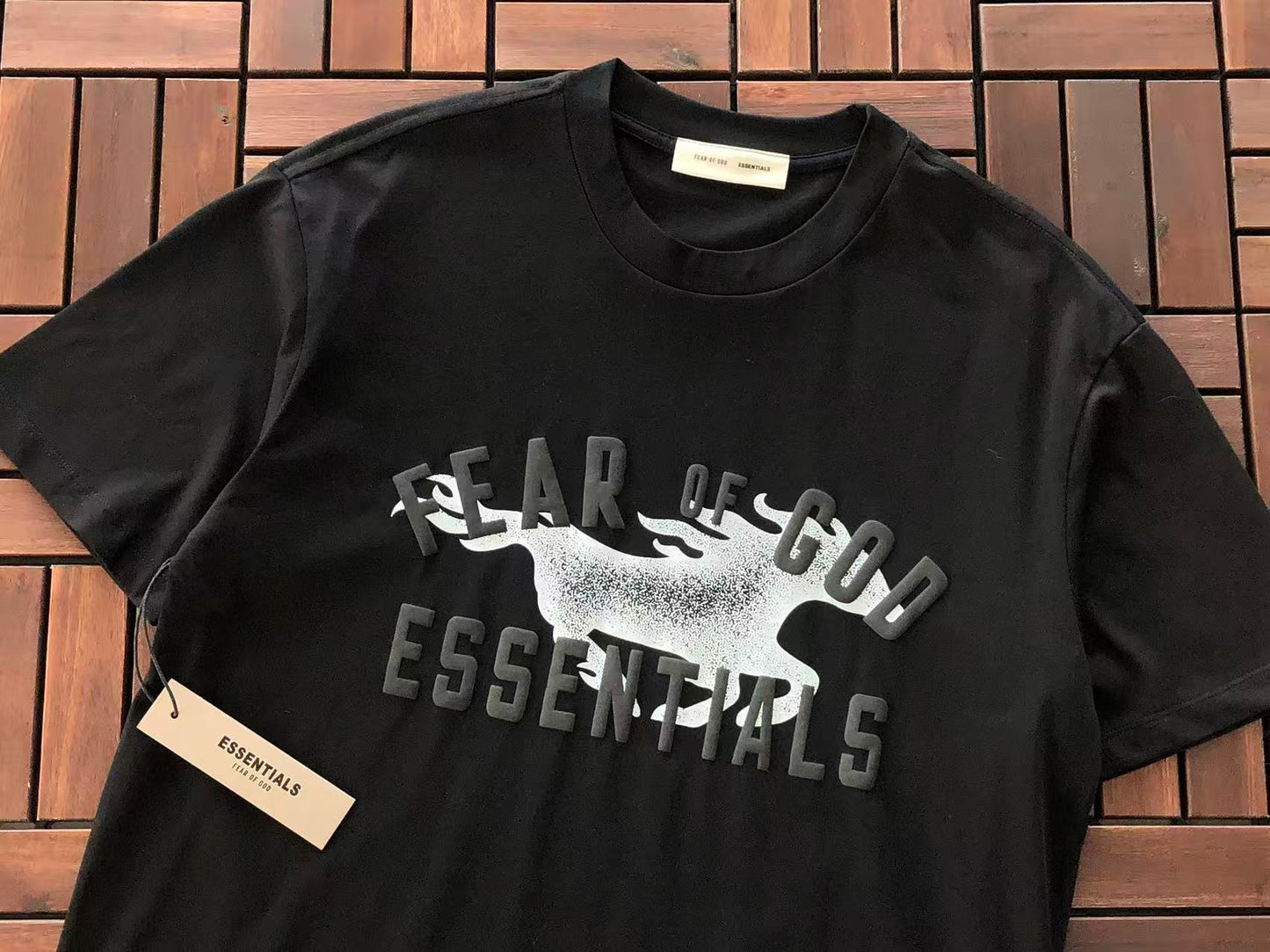 T-Shirt ESSENT