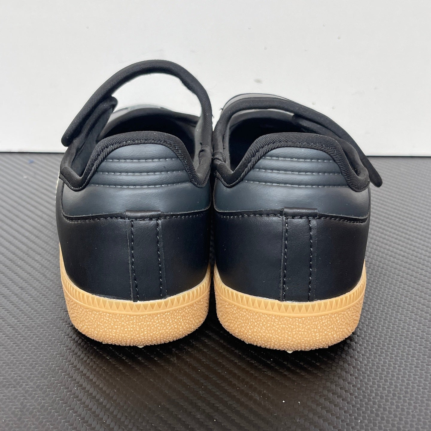 Samba Jane W Black White