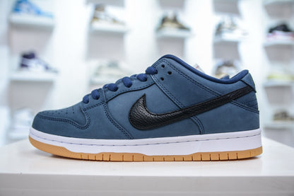 Dunk SB Midnight Navy Gum