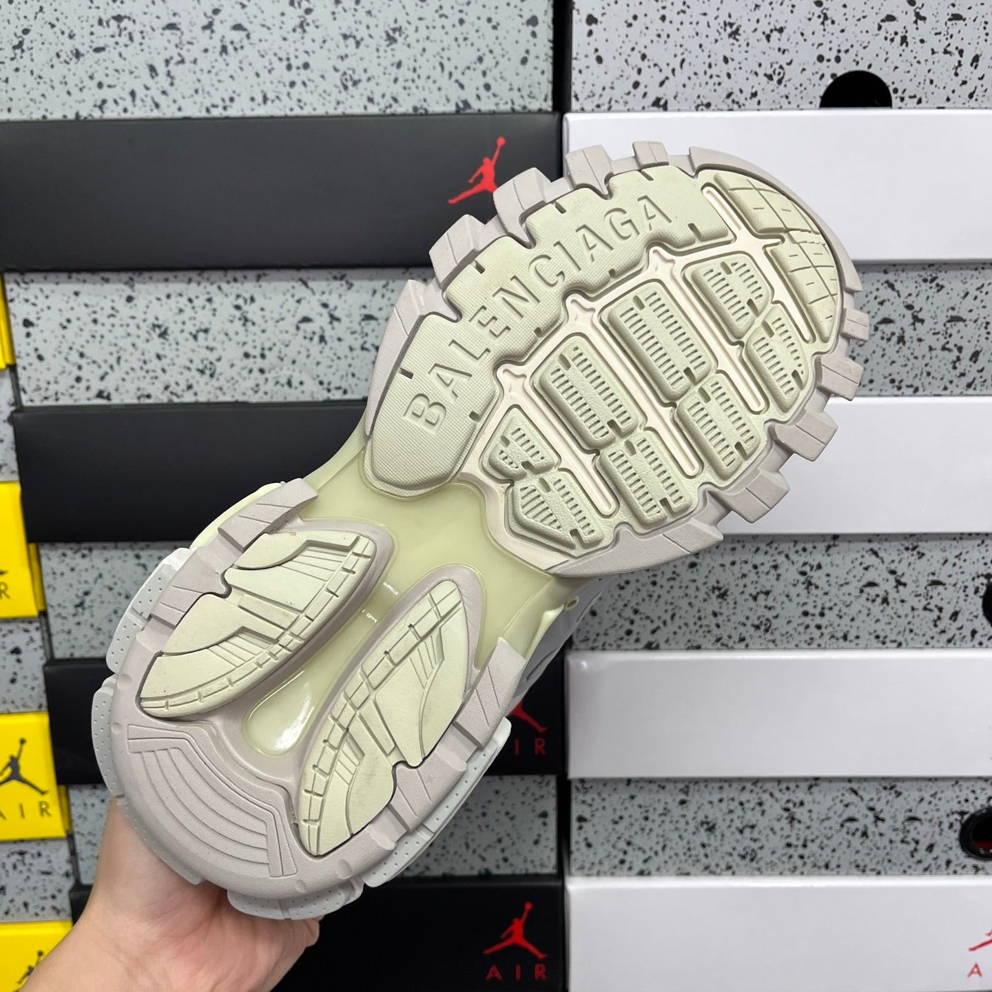 BLG Track Grey White