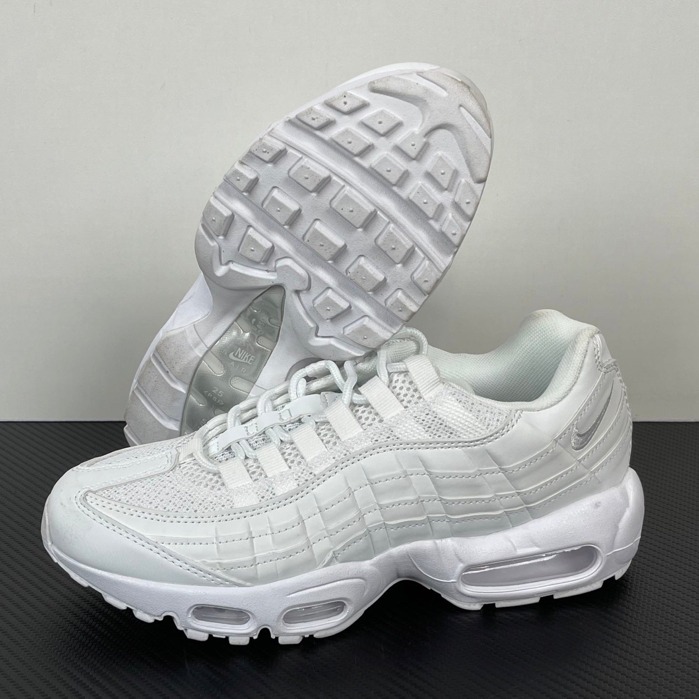 95 All White