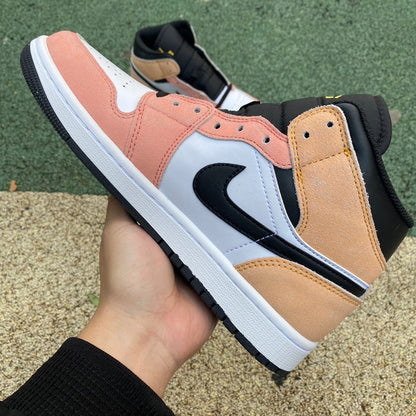AJ1 MID Flight Club