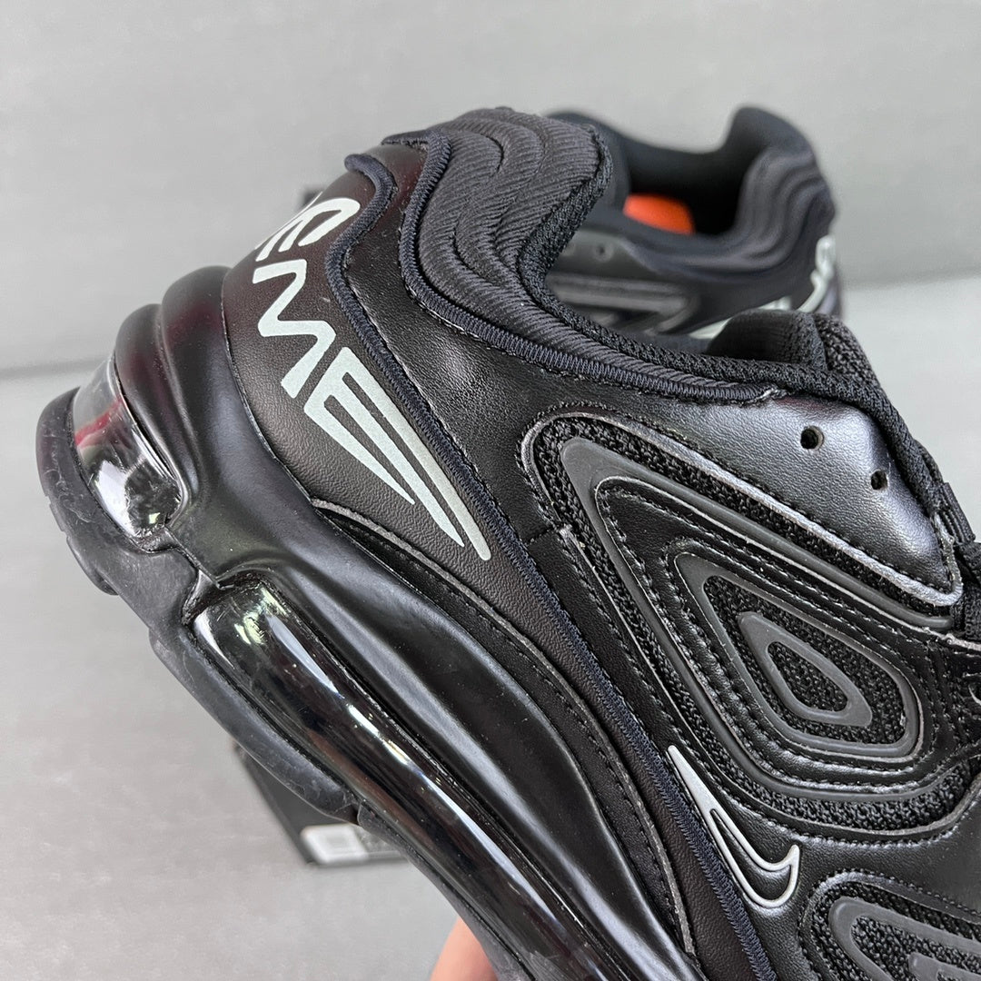 98 Supreme Black