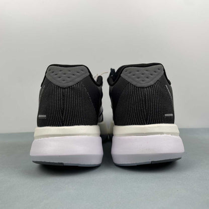 Adizero Boston 13 Black White