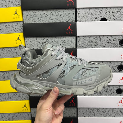 BLG Track Grey