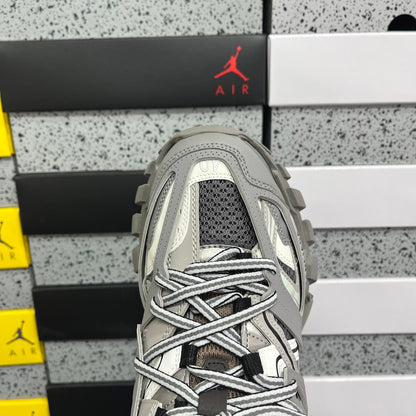 BLG Track Grey White