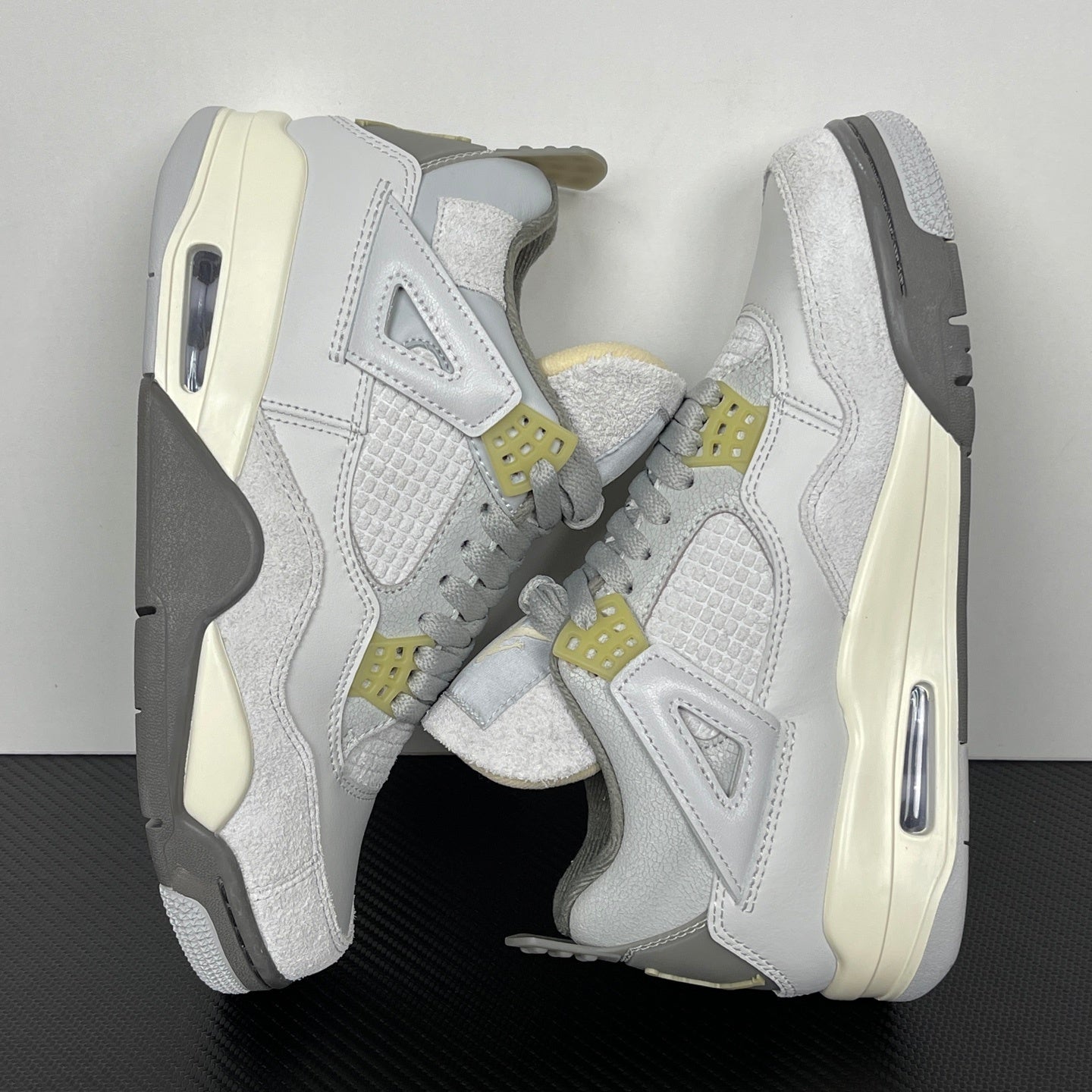 AJ4 Photon Dust