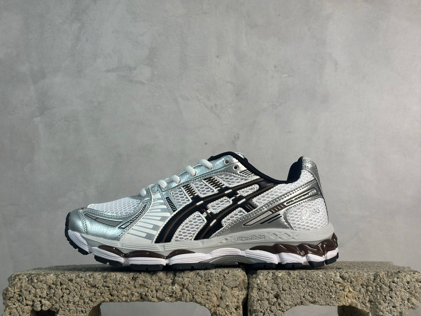 GEL-Kayano 12.1