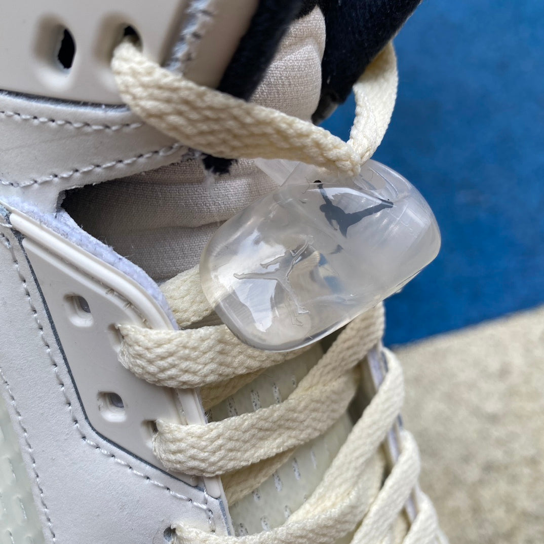AJ 5 Sail