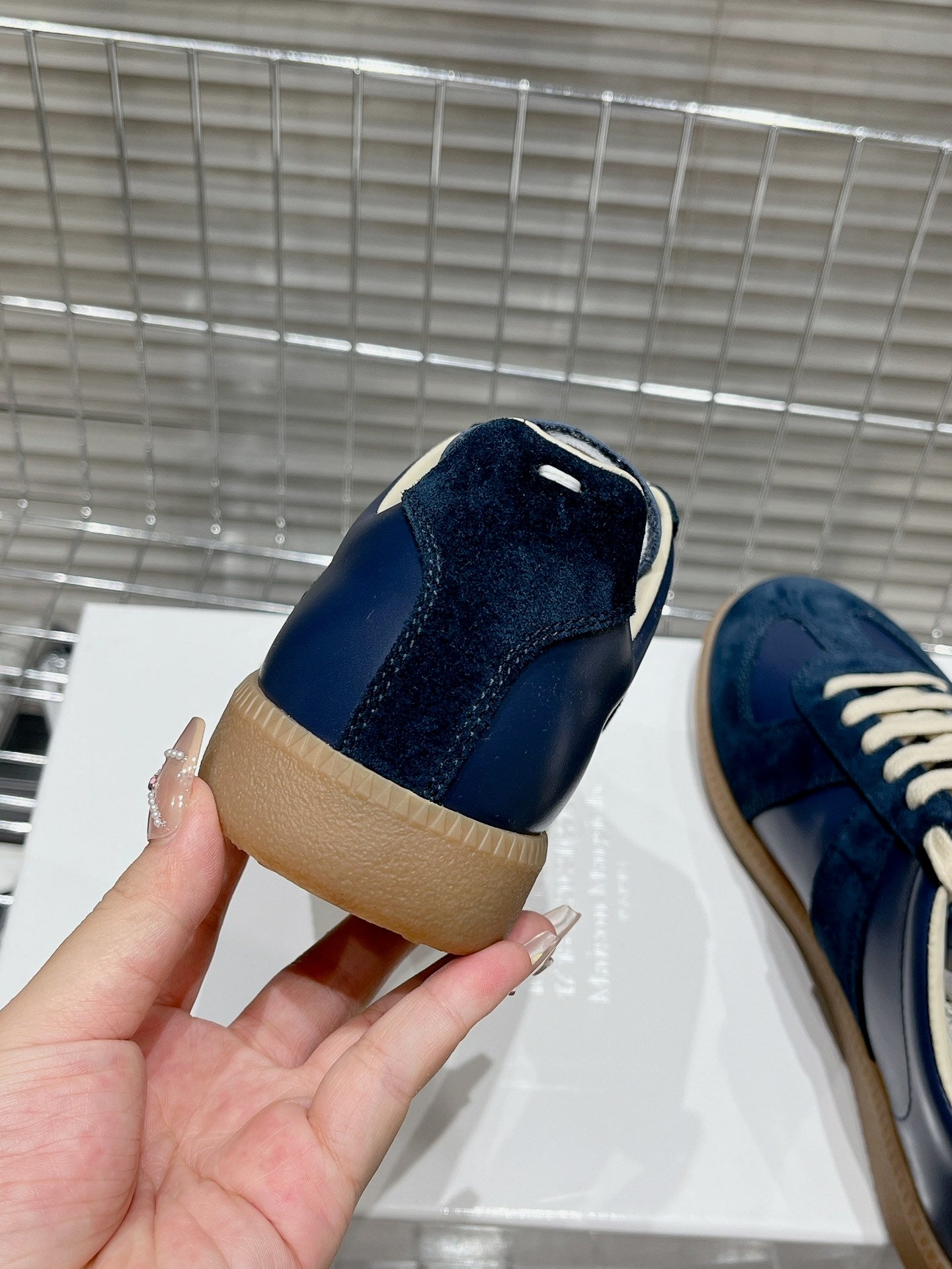 Maison Marine Blue Gum Sole