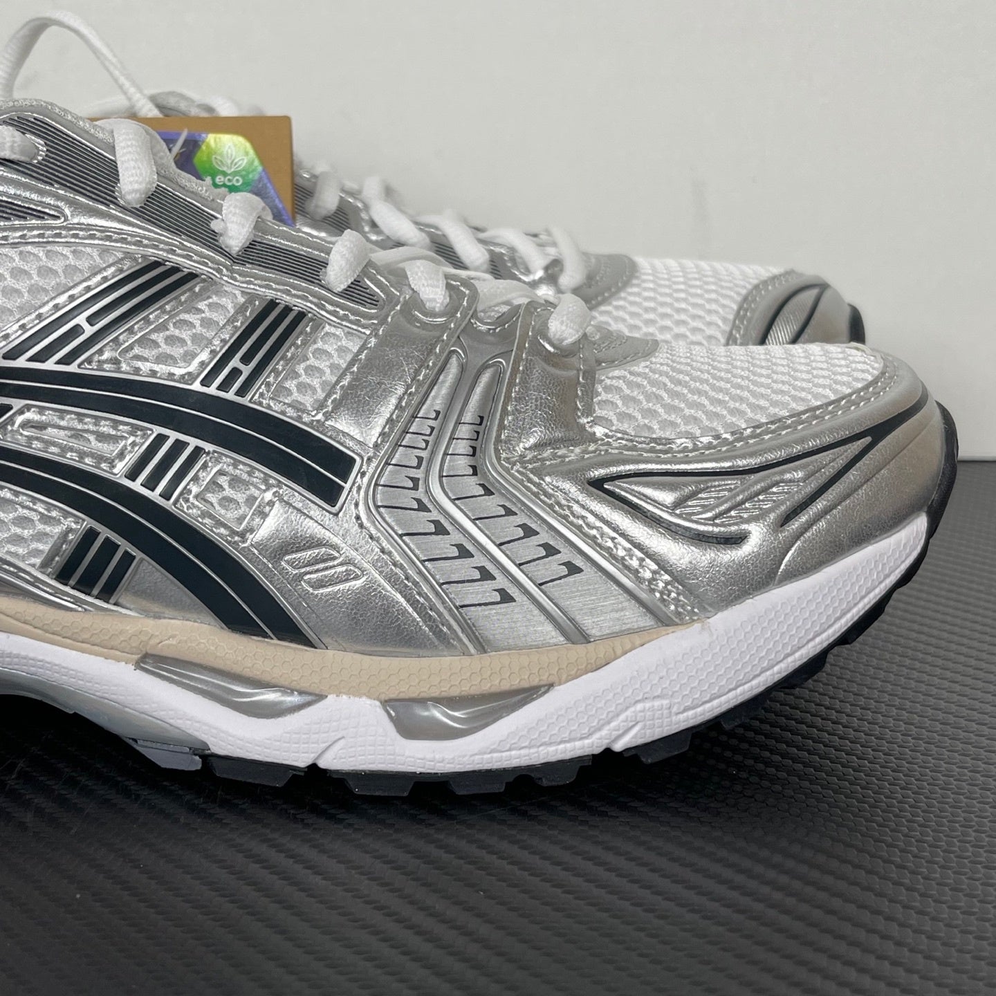 Kayano 14 White / Black / Cream