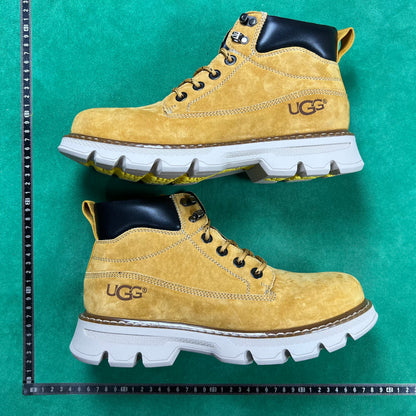 TT UGG CLASSIC MINI Lace-Up Weather