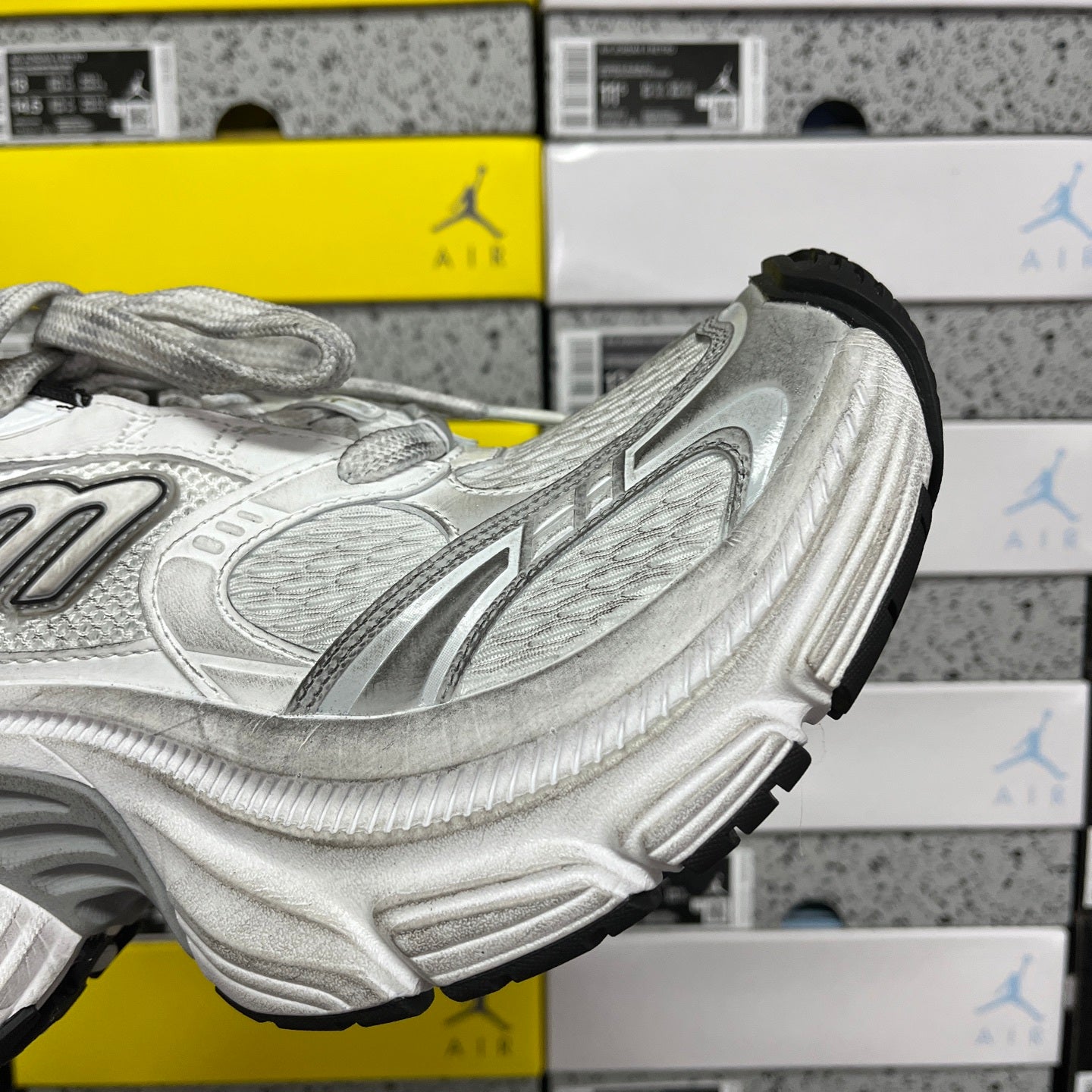 BLG 10XL White/Black