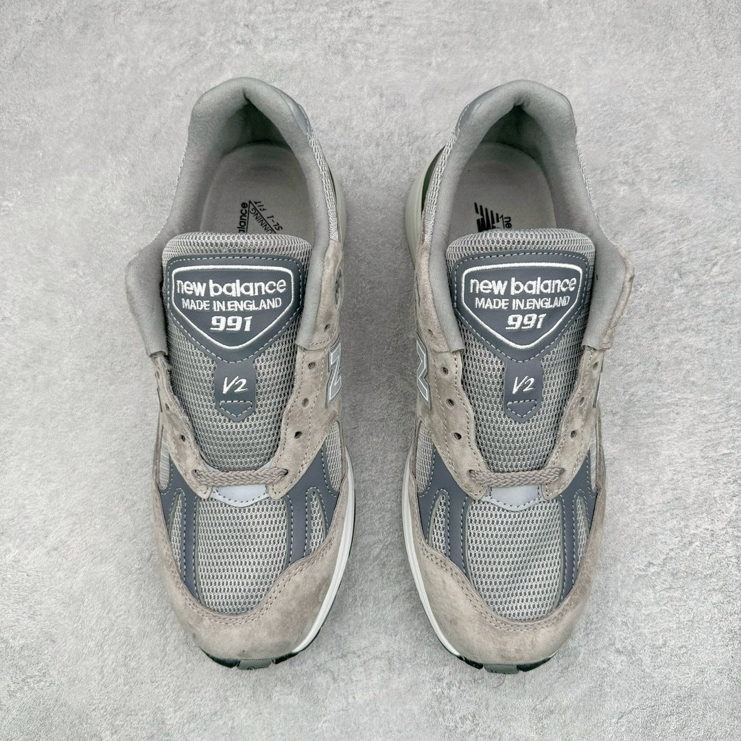 990 Grey Suede