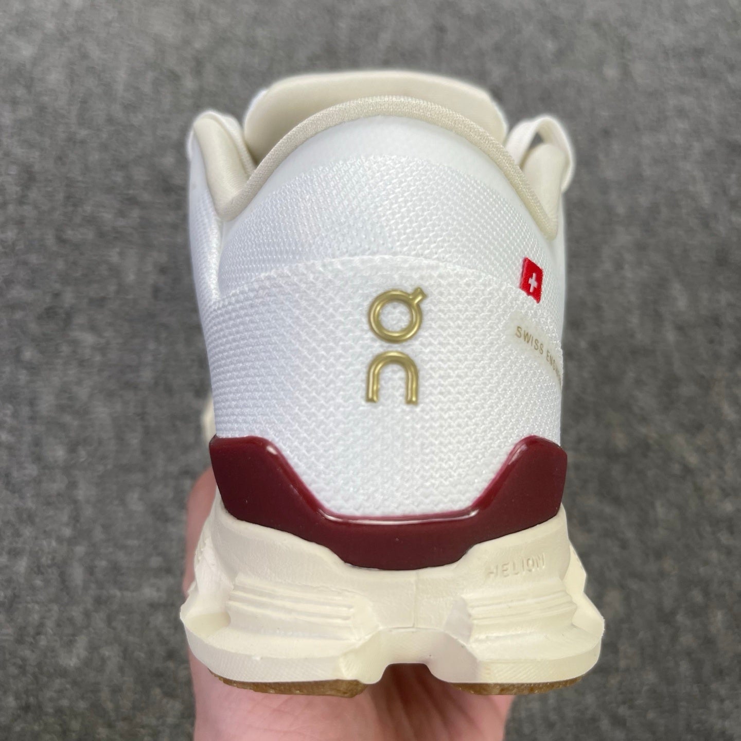 Cloud X 4 White Dark Red
