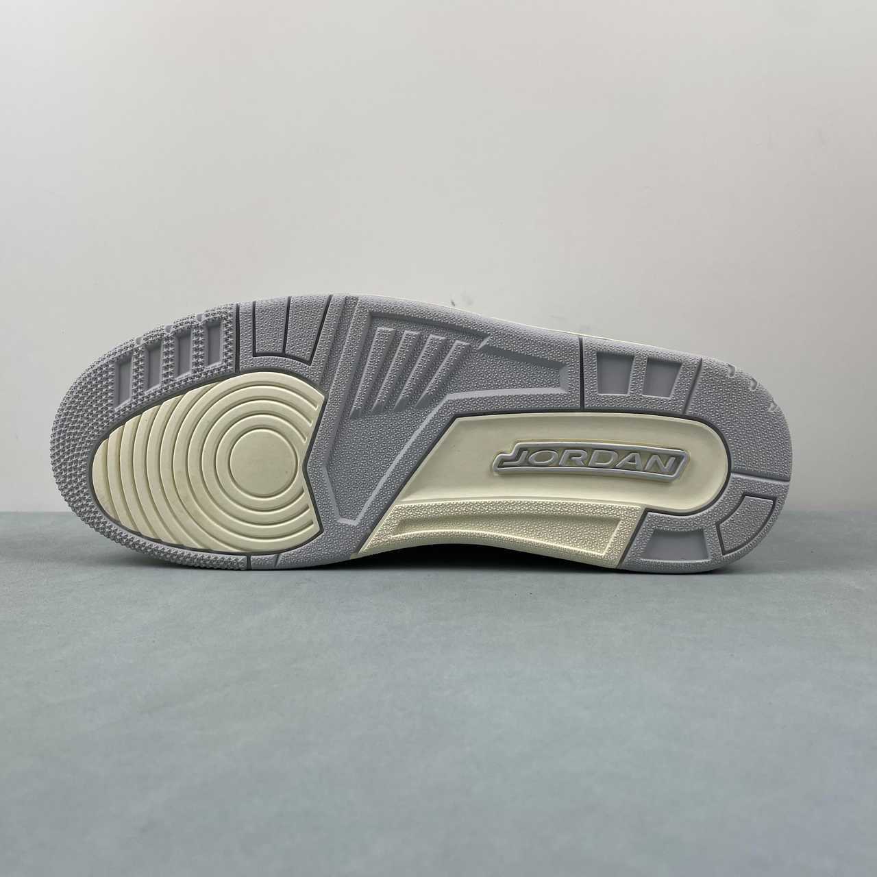 Legacy 312 Retro White