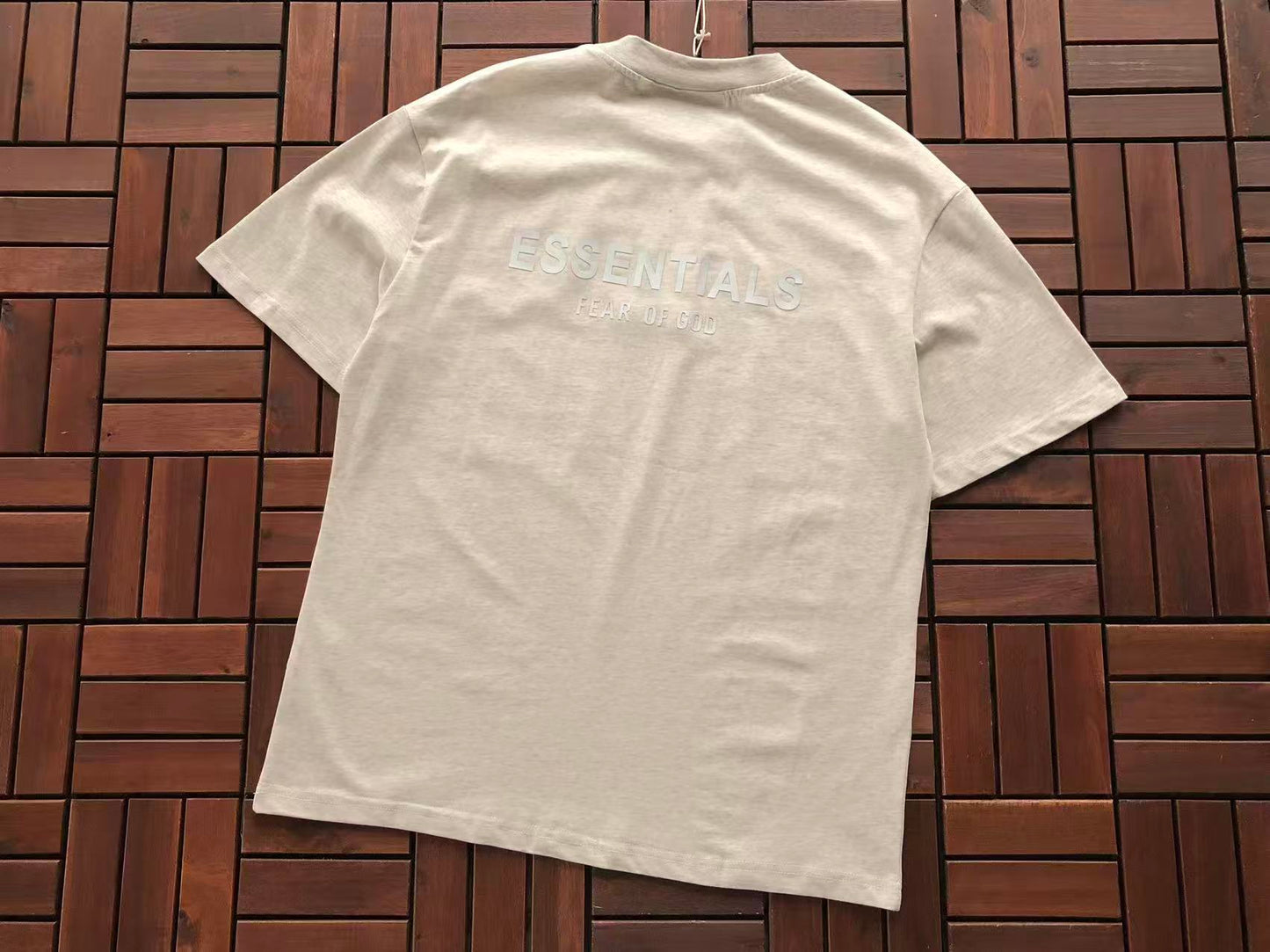 T-Shirts ESSENT