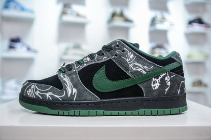 Dunk SB There Skateboards